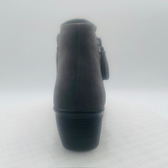 Skechers Gray Side Zip Suede Women's Ankle Boots - Size 9 - Picture 4 of 16